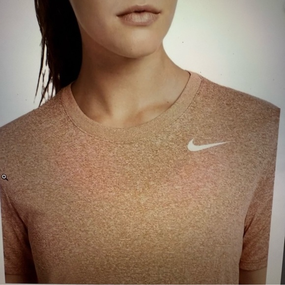 Nike dri fit Women Short Sleeve T shirt russet color size M activewear exercise - Picture 1 of 4